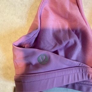 Lululemon bra size 6 in pink